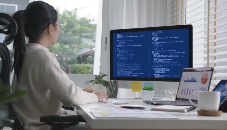 东坡区企业数字化解决方案：机器学习赋能商业模式升级的核心路径